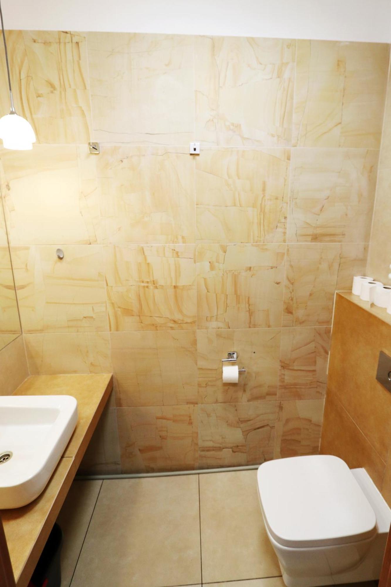 Fantastic Waw - C19 Room F Варшава Екстер'єр фото